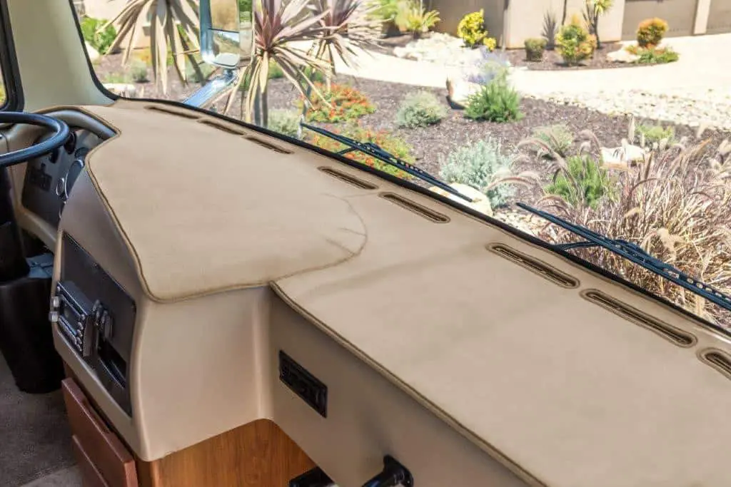 RV Motorhome Dash Cover