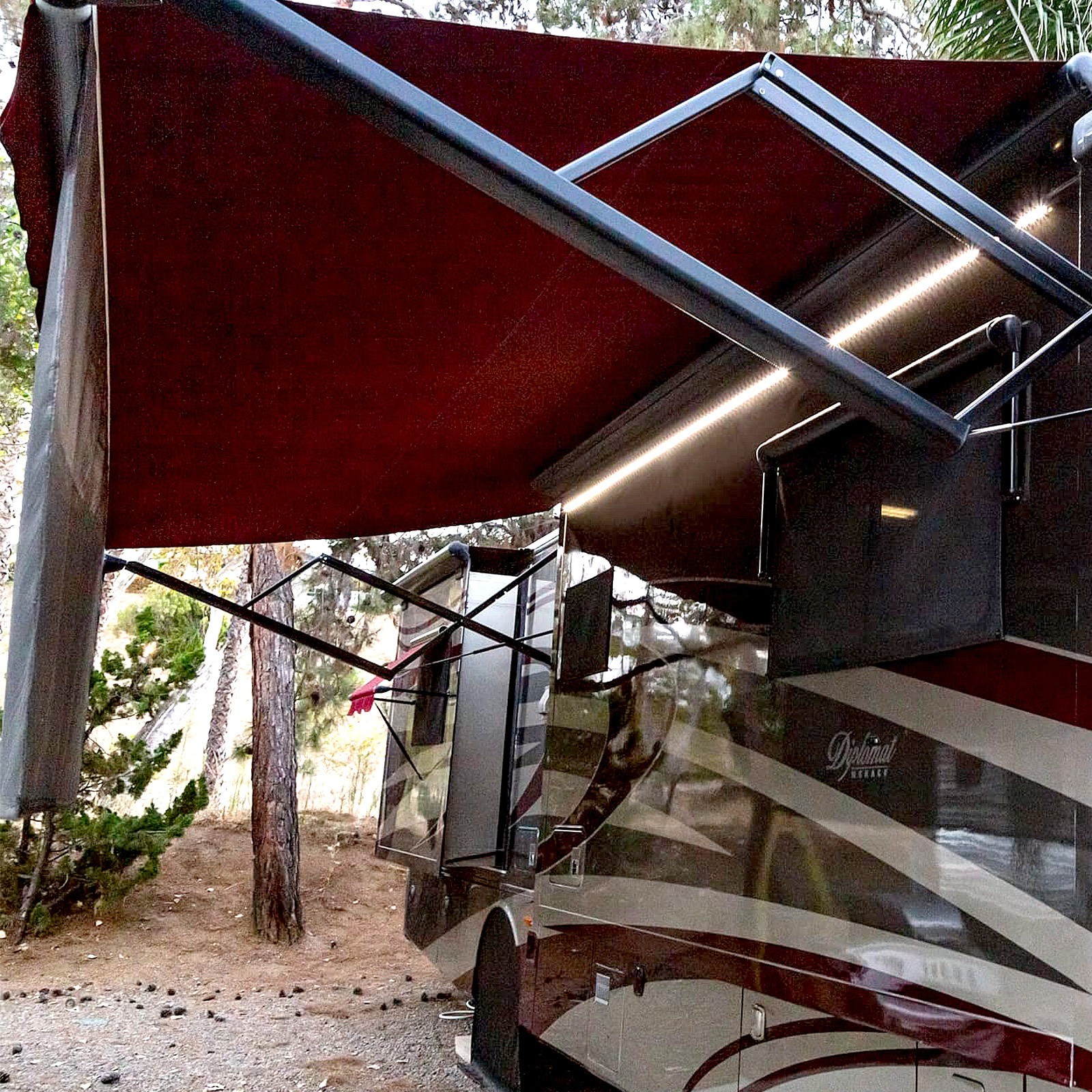 ShadePro – LED Lighting System for RV Awnings